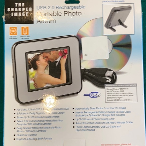 NWT the Sharper Image Portable Photo Album - Picture 5 of 7